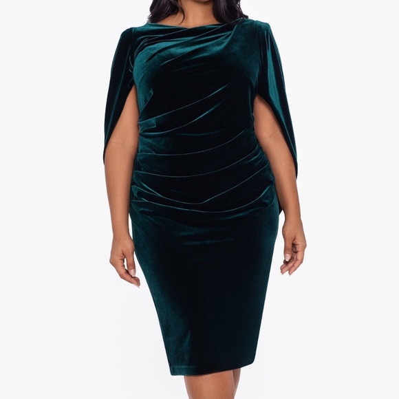 Betsy & Adam - Plus "Kinsley" Short Velvet Drape Back Dress - Picture 1 of 16